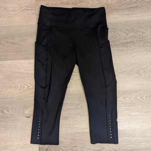 LULULEMON CROPPED LEGGINGS